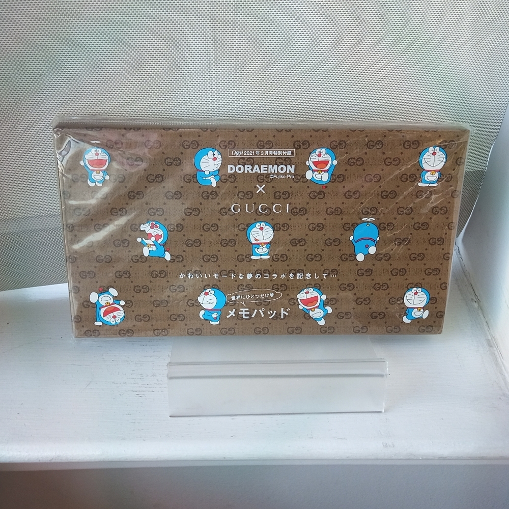 New Gucci Doraemon Notepad (2 Square Notepads in Hard Bound Cover). Whimsical!